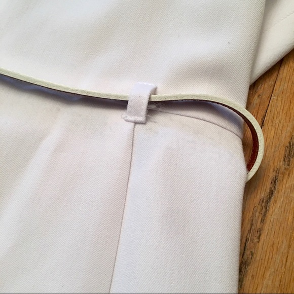 Black Halo Jackie Cap-Sleeve Wide- Leg Jumpsuit - Picture 8 of 14